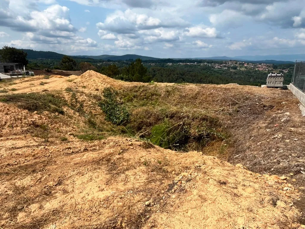 Desbroce de finca en Cartelle cerca de Ourense